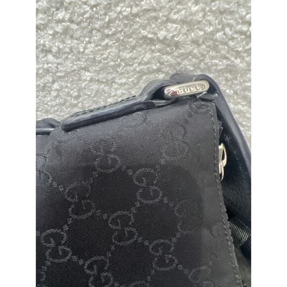 Gucci GG Black Crossbody Bag - Like New with Dustbag - Picture 5 of 8